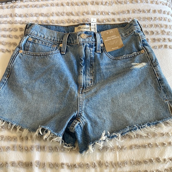 Madewell Pants - Madewell relaxed denim shorts